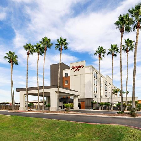 Hampton Inn Laredo Exterior photo