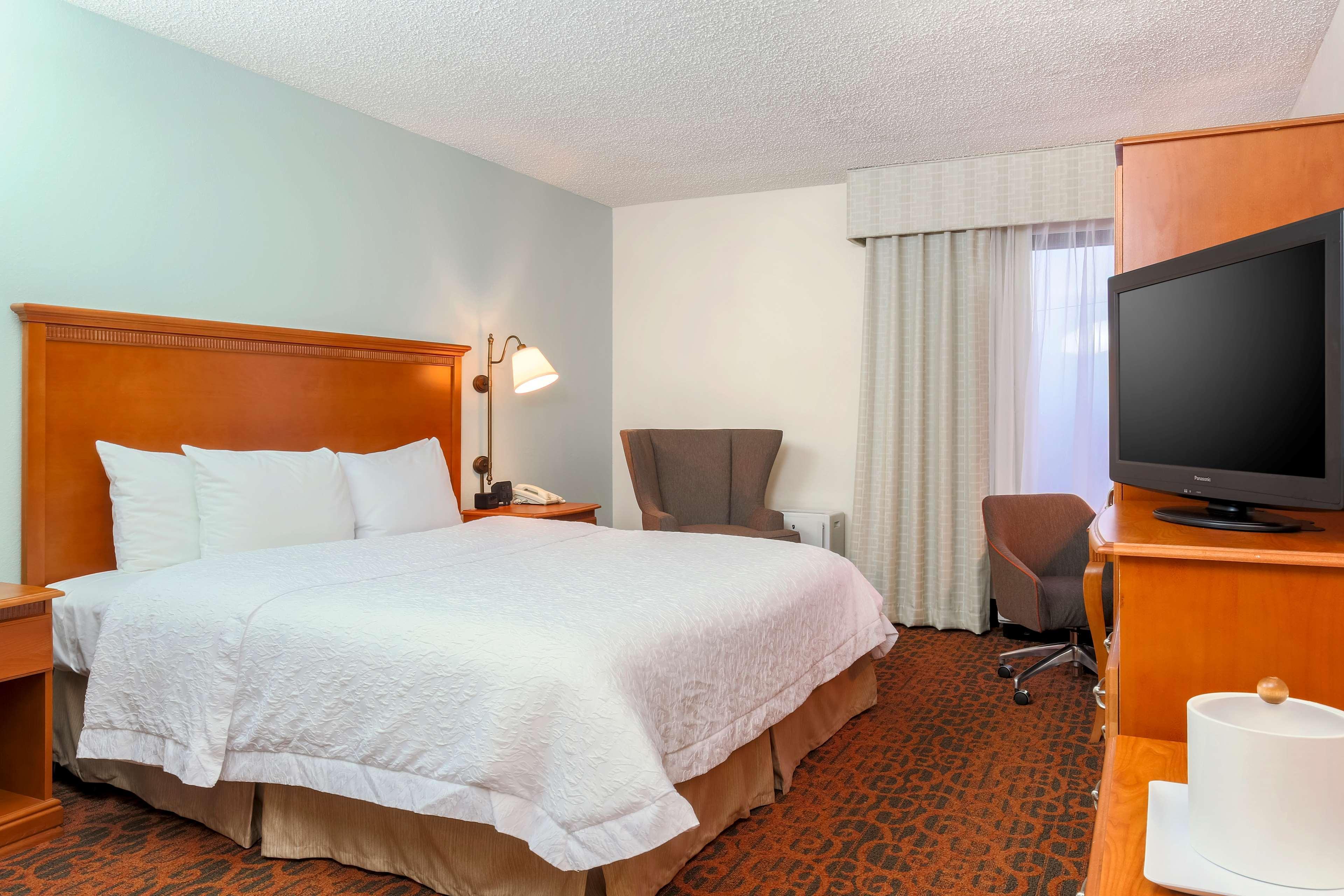 Hampton Inn Laredo Exterior photo