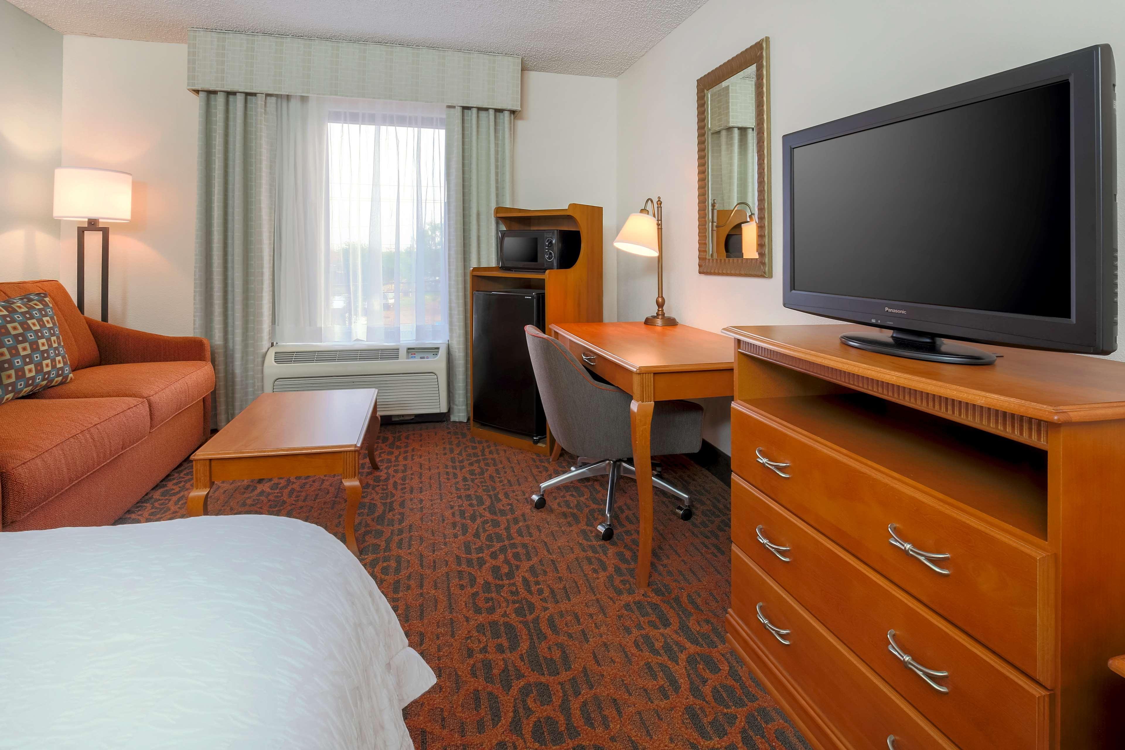 Hampton Inn Laredo Exterior photo