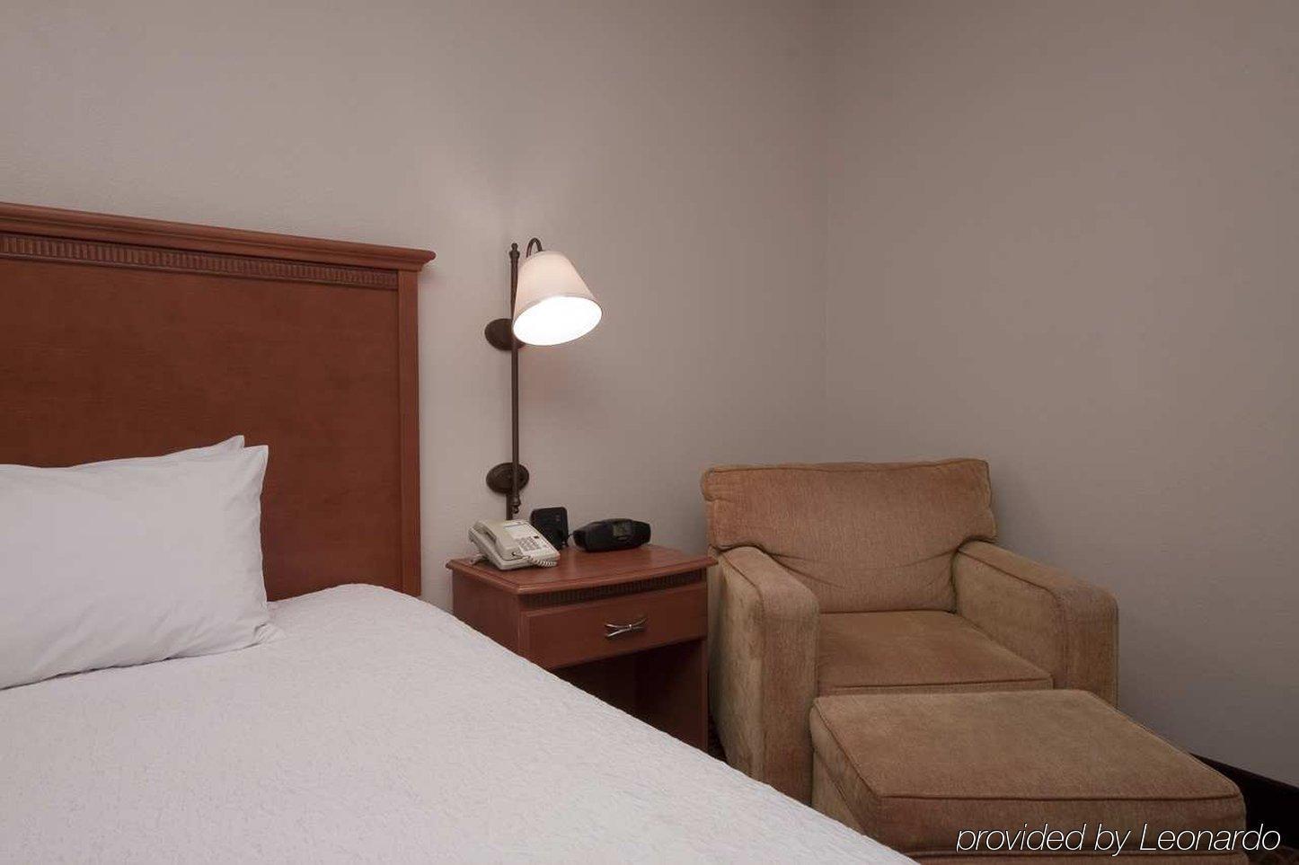 Hampton Inn Laredo Exterior photo