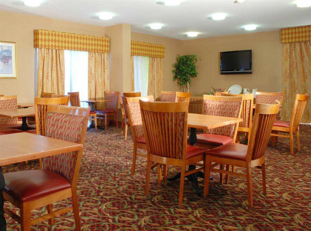 Hampton Inn Laredo Restaurant photo