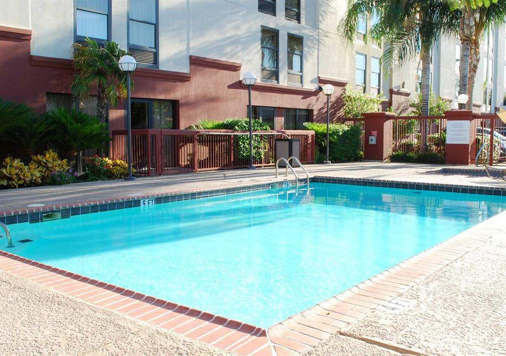 Hampton Inn Laredo Facilities photo